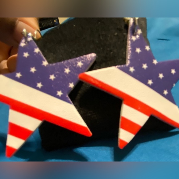 Patriotic Faux Leather Star Earrings-Perfect for Memorial Day and 4th of July - Picture 3 of 8